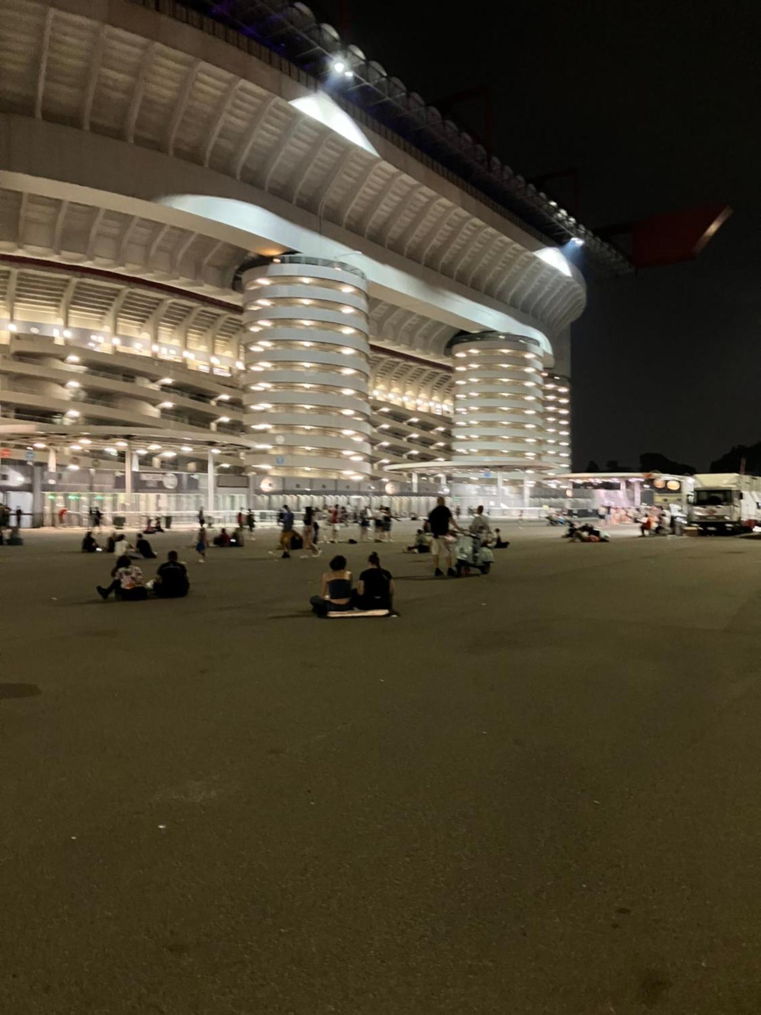 Guest House Sansiro Fiera Milano Exteriör bild