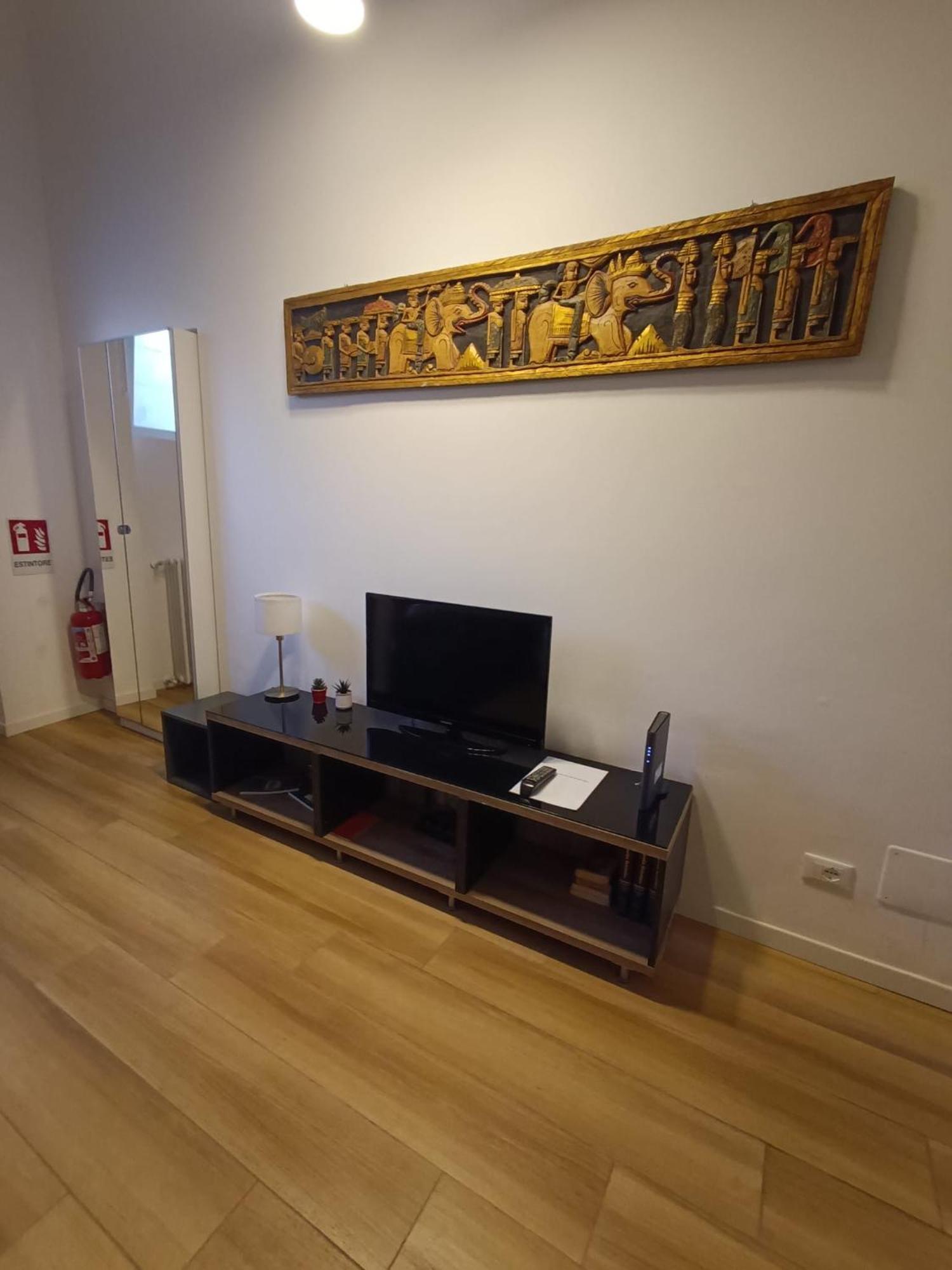 Guest House Sansiro Fiera Milano Exteriör bild